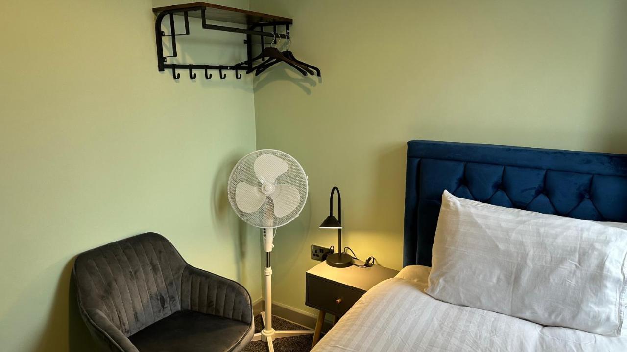 Homestay In Γουόλσολ Εξωτερικό φωτογραφία