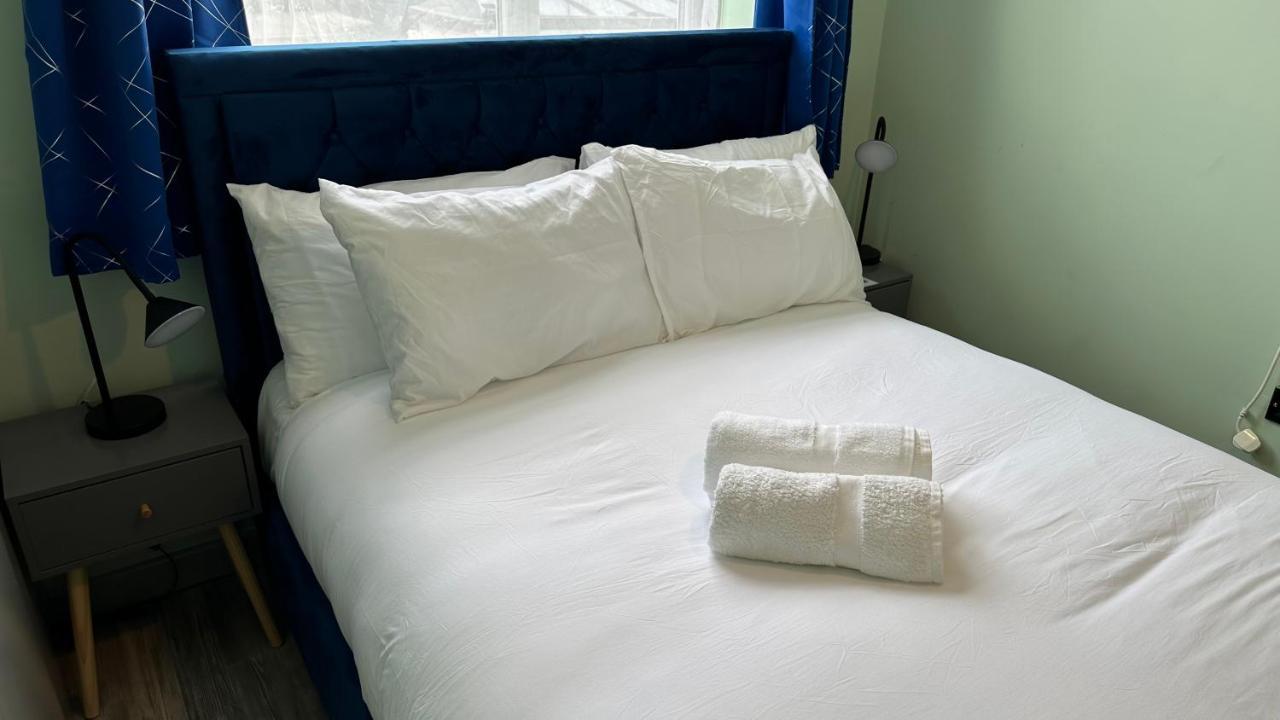 Homestay In Γουόλσολ Εξωτερικό φωτογραφία
