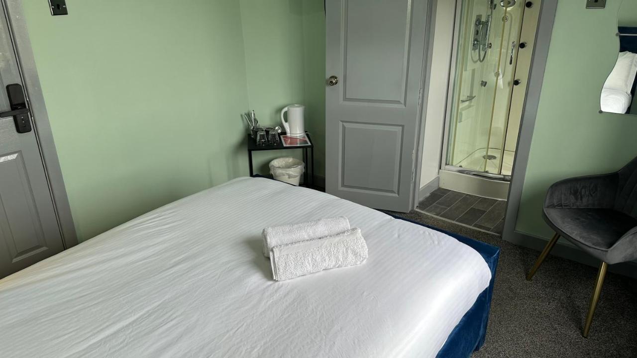 Homestay In Γουόλσολ Εξωτερικό φωτογραφία