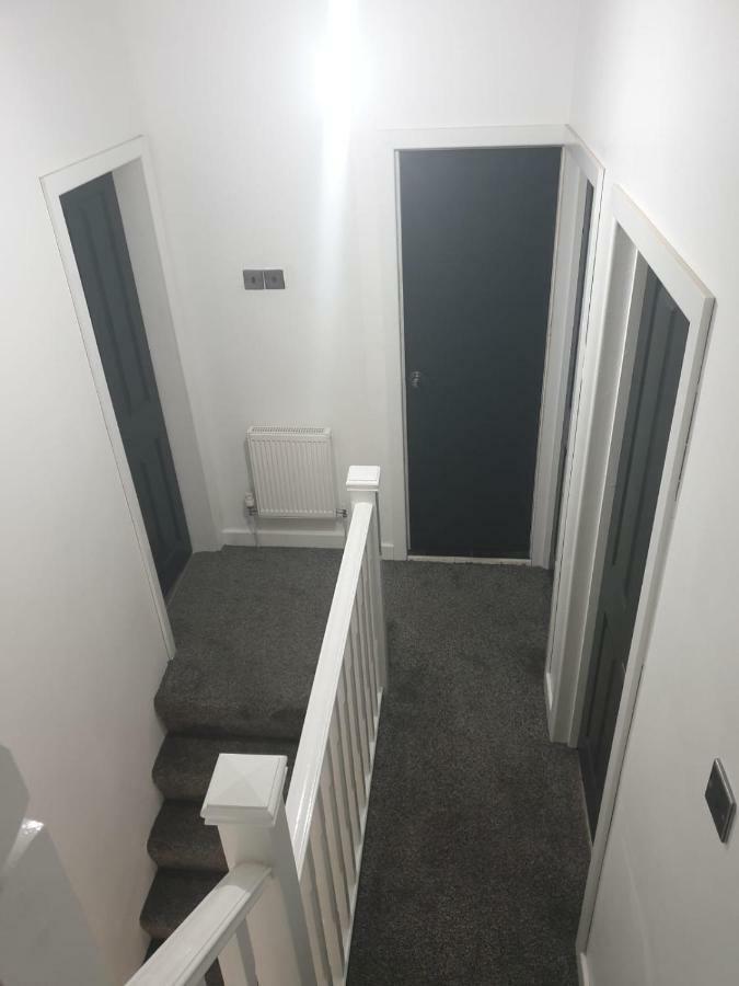 Homestay In Γουόλσολ Εξωτερικό φωτογραφία